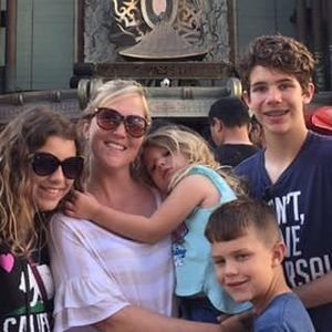 Meet your Posher, Abigail